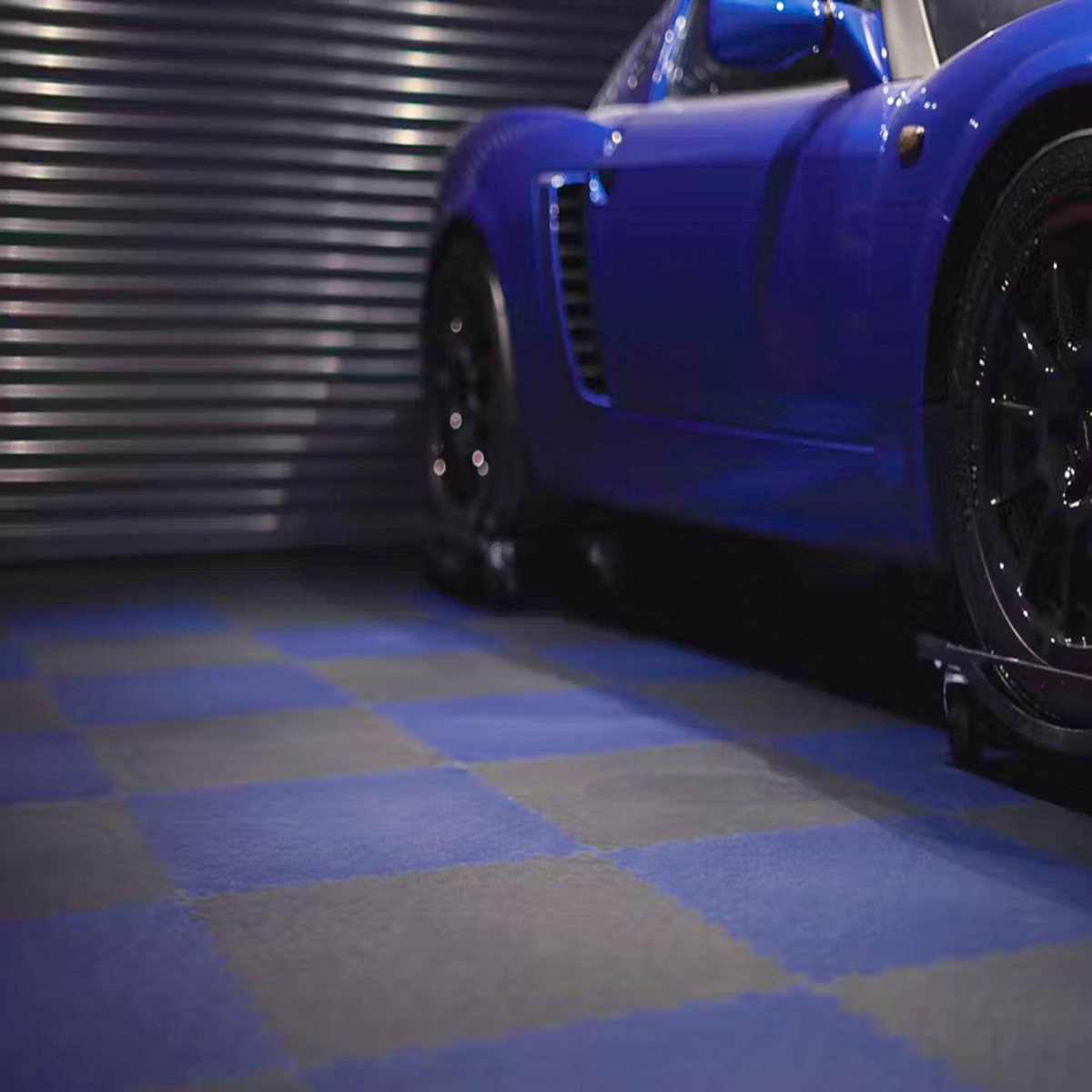 Interlocking Floor Tiles & Ramps Single Garage Pack (19m2 + 7 ramps) Blue & Graphite X500/7